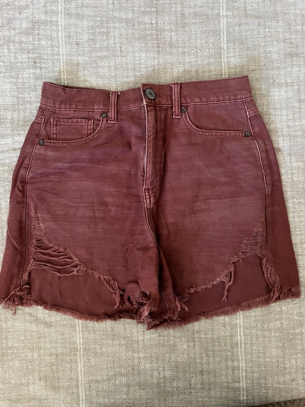 American Eagle High Rise Mom Short - Picture 1 of 4